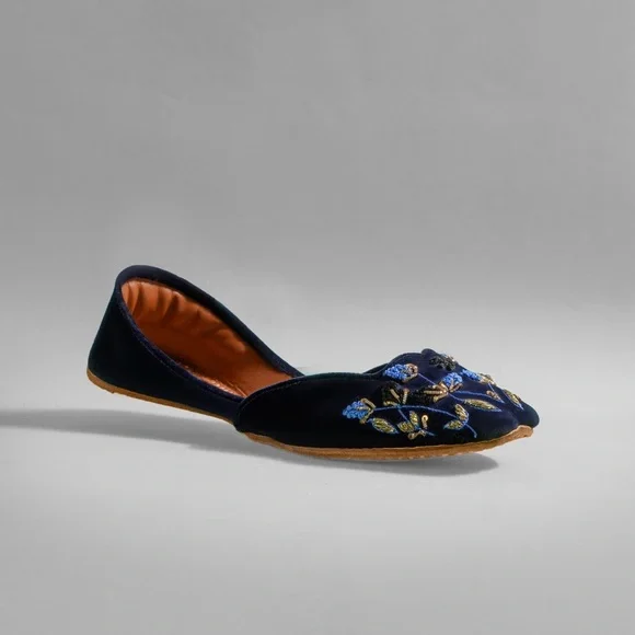 Navy blue velvet, hand-embroidered Pakistani leather women's flats shoes - Picture 8 of 9